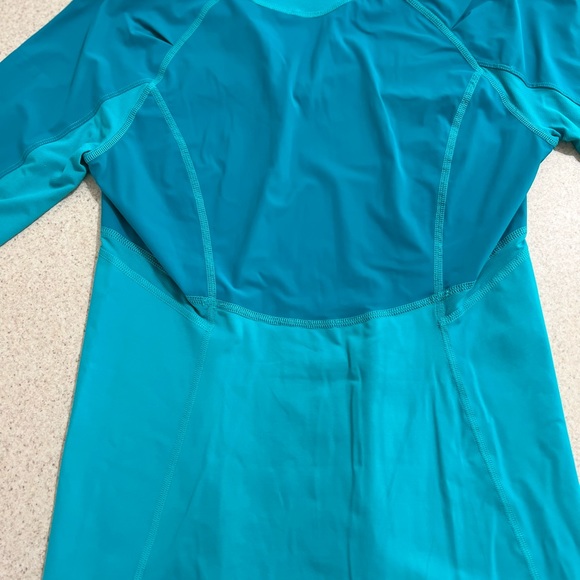 LULULEMON half zip - Picture 2 of 5